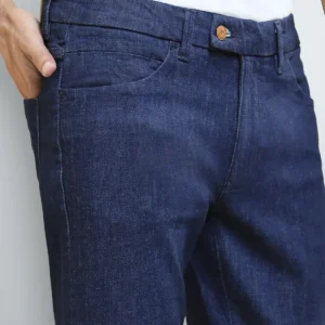 dark-blue-jeans